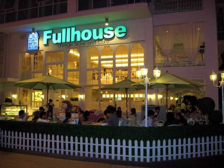 Fullhouse Lifestyle Store and Cafe